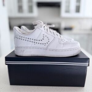 Nike Airforce 1 Low 07 Studded Swoosh Women Size 6.5